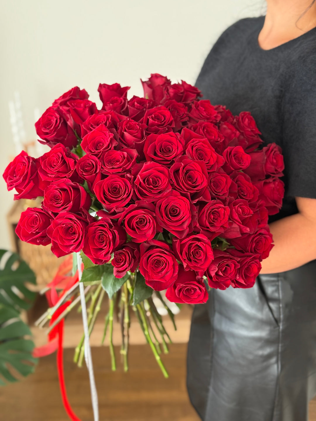 RED ROSES