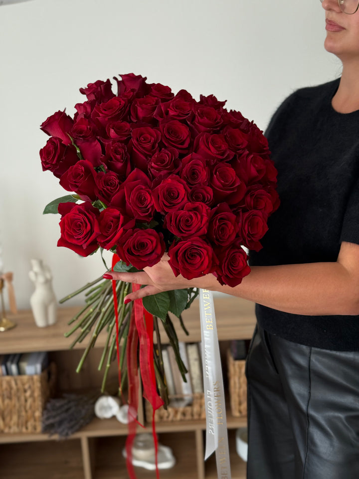 RED ROSES